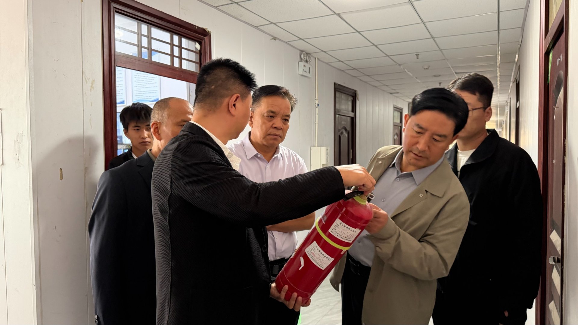 为新学期顺利开学保驾护航